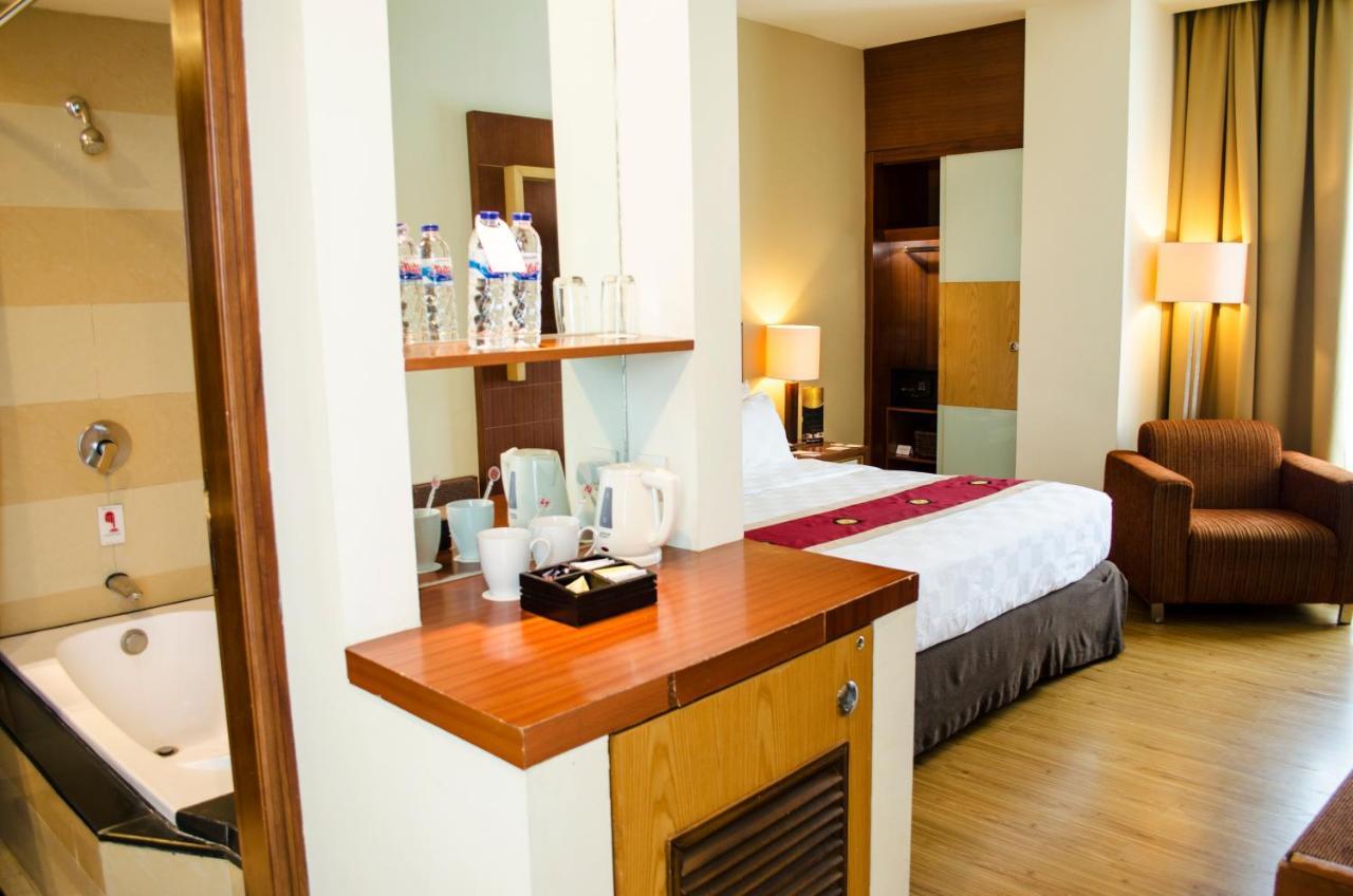 Swiss-belhotel Maleosan Hotel 4*