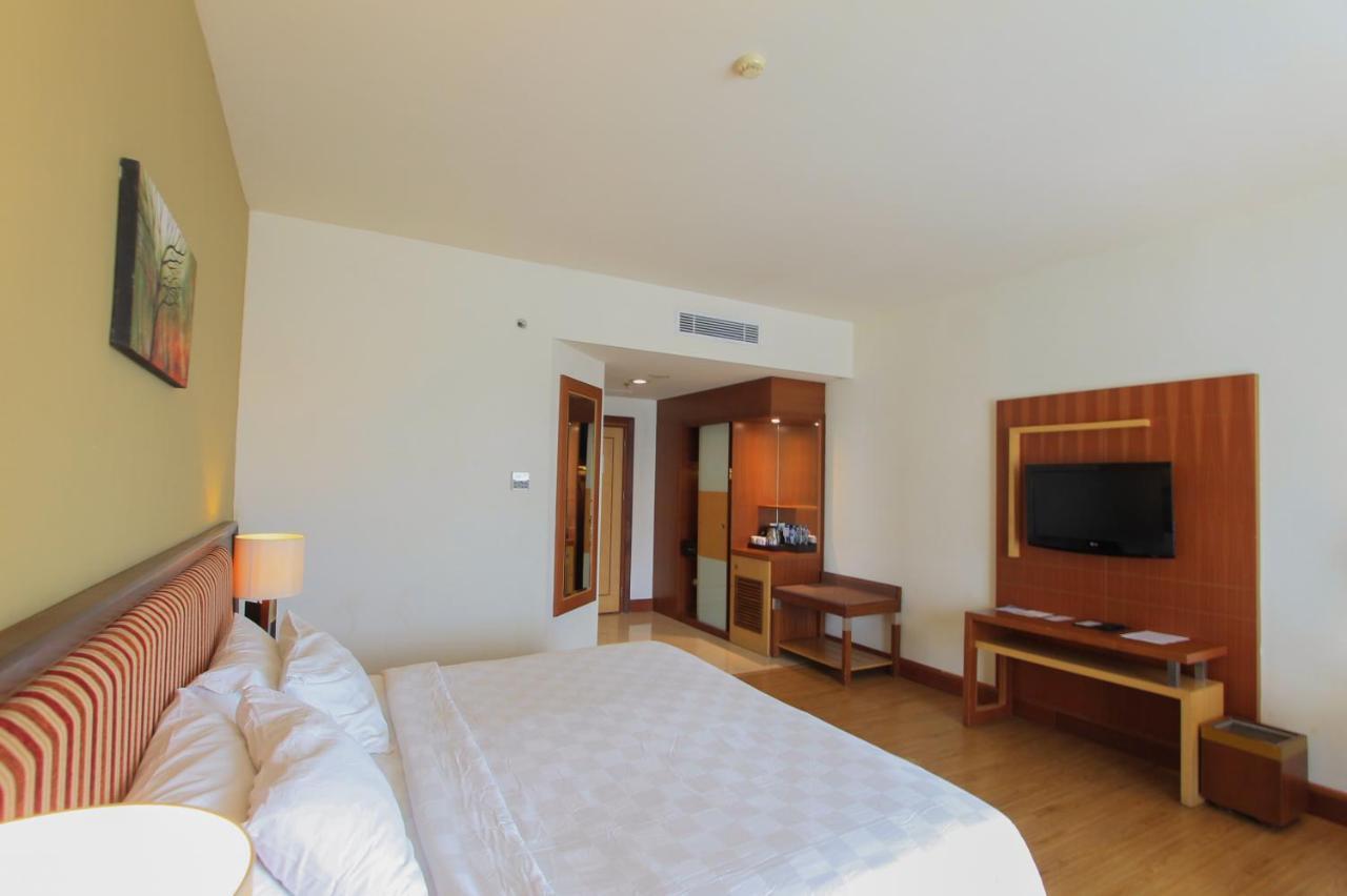 Swiss-belhotel Maleosan 4* Manado